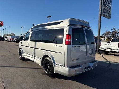 2021 GMC Savana 2500 LS
