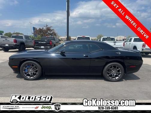 2020 Dodge Challenger SXT
