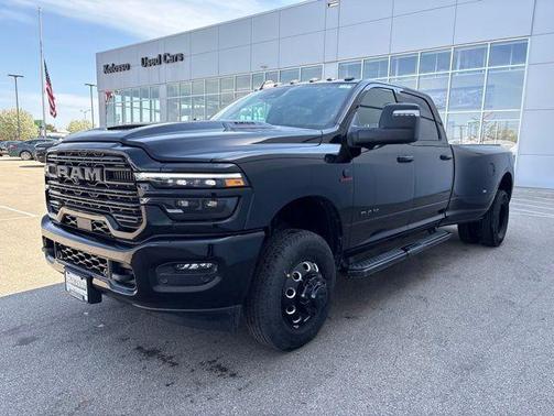 Diamond Black 2026 RAM 3500 Laramie