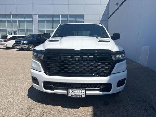 Bright White Clearcoat 2026 RAM 1500 Express