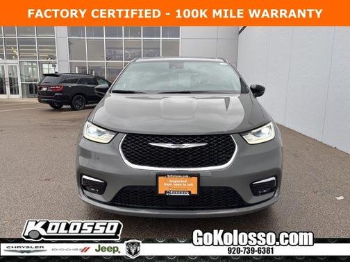 Ceramic Gray Clearcoat 2025 Chrysler Pacifica Select