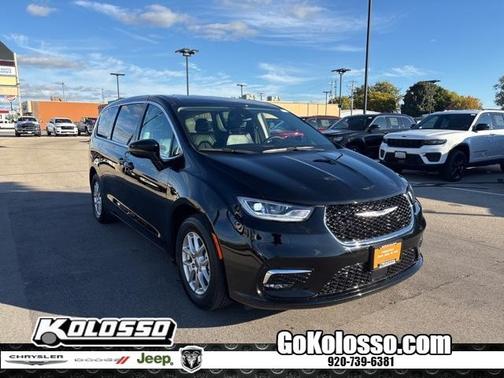 2024 Chrysler Pacifica Touring-L