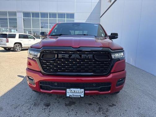 Molten Red Pearlcoat 2026 RAM 1500 Big Horn/Lone Star