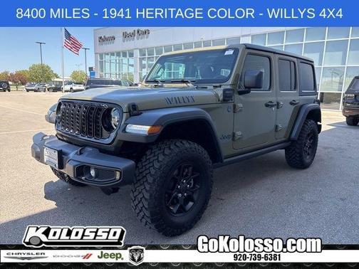 41 2025 Jeep Wrangler 4xe Sport