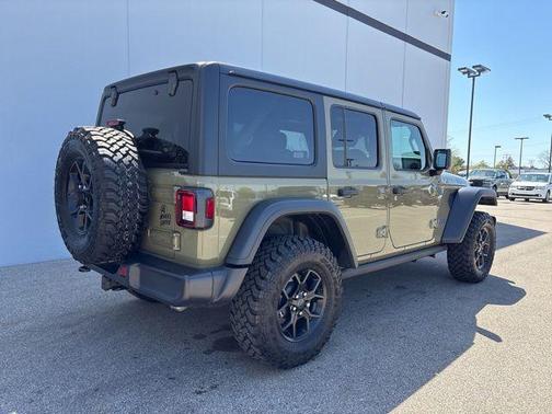 41 2025 Jeep Wrangler 4xe Sport