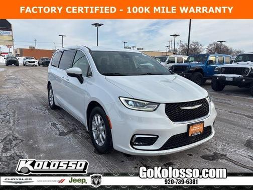 2023 Chrysler Pacifica Touring-L