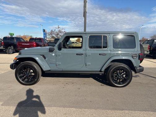 Anvil Clearcoat 2024 Jeep Wrangler 4xe Sahara