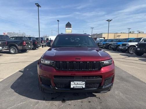 2025 Jeep Grand Cherokee L Laredo