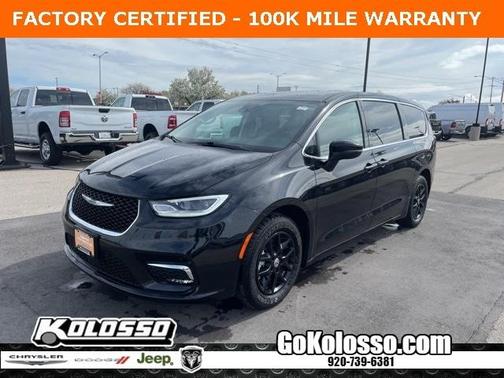 2023 Chrysler Pacifica Touring-L