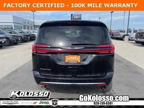 2023 Chrysler Pacifica Touring-L