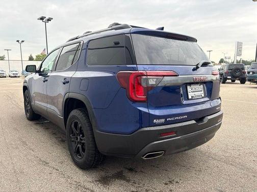 Ultra Blue Metallic 2023 GMC Acadia AT4