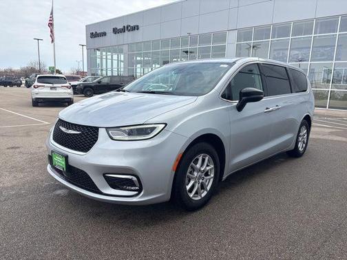 2024 Chrysler Pacifica Touring-L