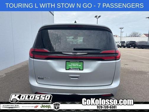 Silver Mist Clearcoat 2024 Chrysler Pacifica Touring-L