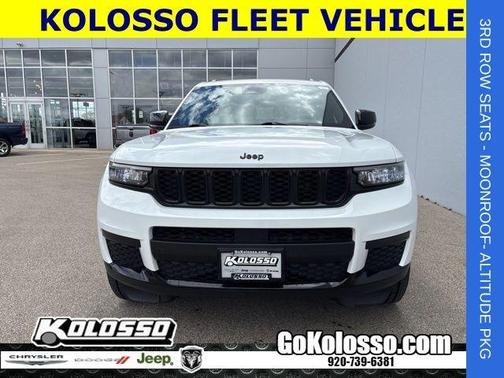 Bright White Clearcoat 2025 Jeep Grand Cherokee L Laredo