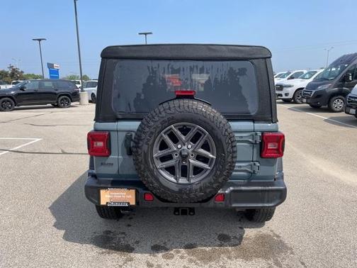 2024 Jeep Wrangler Sport