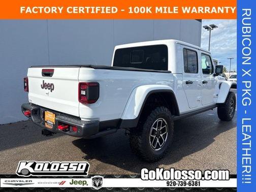 Bright White Clearcoat 2026 Jeep Gladiator Rubicon