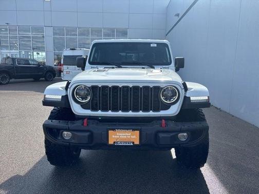 Bright White Clearcoat 2026 Jeep Gladiator Rubicon