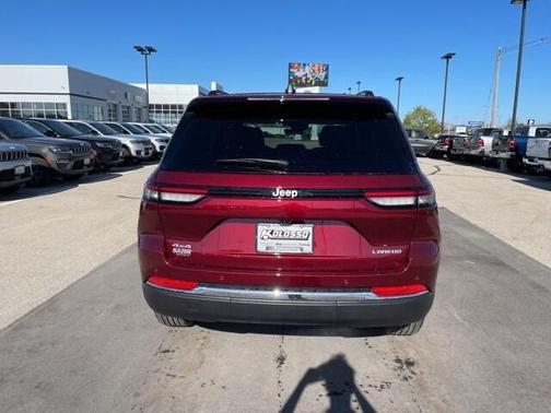 2025 Jeep Grand Cherokee Laredo X