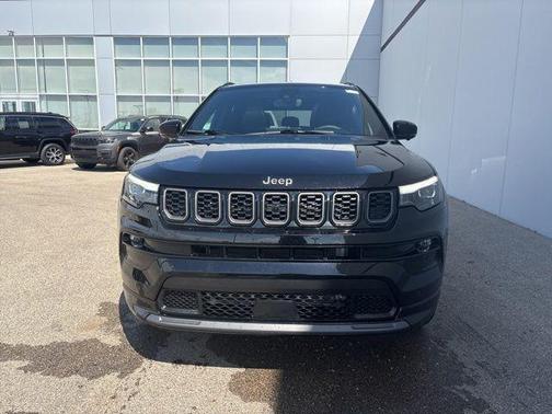 Diamond Black 2025 Jeep Compass Limited