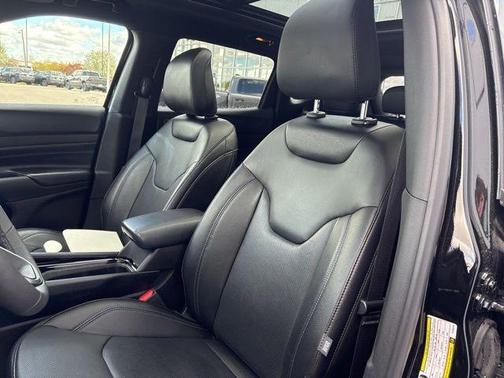 Diamond Black 2025 Jeep Compass Limited