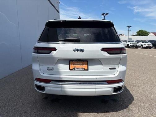 Bright White Clearcoat 2023 Jeep Grand Cherokee L Overland