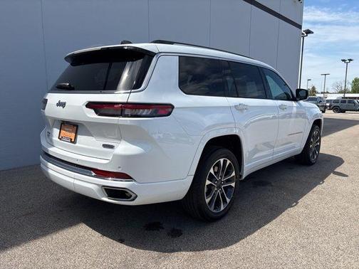 Bright White Clearcoat 2023 Jeep Grand Cherokee L Overland