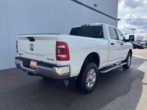 Bright White Clearcoat 2024 RAM 2500 Big Horn