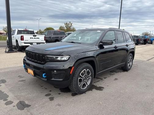 2023 Jeep Grand Cherokee 4xe Trailhawk