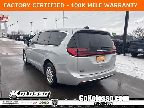 2024 Chrysler Pacifica Touring-L