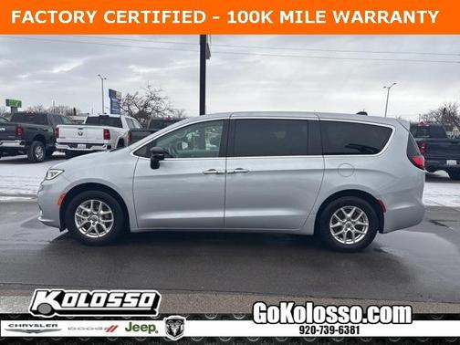 2024 Chrysler Pacifica Touring-L