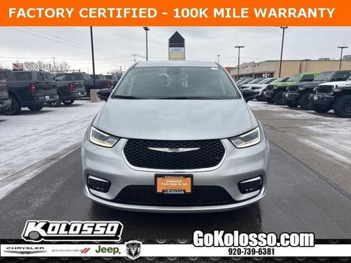 2024 Chrysler Pacifica Touring-L