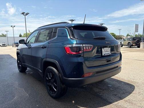 Fathom Blue Pearlcoat 2026 Jeep Compass Latitude
