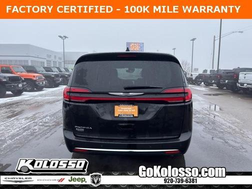 2024 Chrysler Pacifica Touring-L