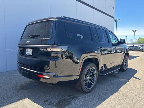 Gloss Black 2026 Jeep Grand Wagoneer Base