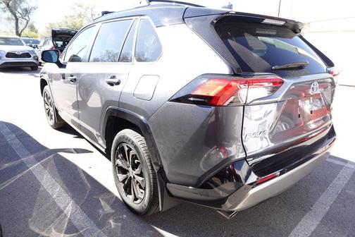 2024 Toyota RAV4 Hybrid SE