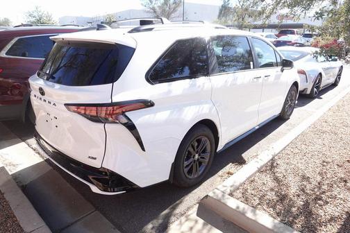 2026 Toyota Sienna XSE 7 Passenger