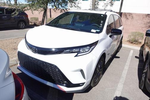 2026 Toyota Sienna XSE 7 Passenger