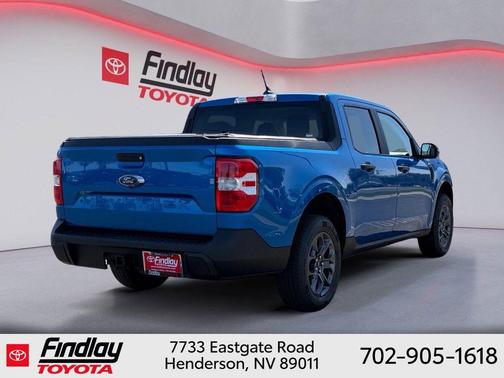VELOCITY BLUE METALLIC 2022 Ford Maverick XLT