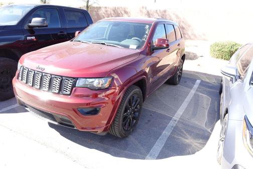 2017 Jeep Grand Cherokee Altitude