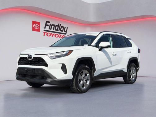 Ice Cap 2024 Toyota RAV4 XLE