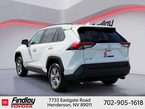 Ice Cap 2024 Toyota RAV4 XLE