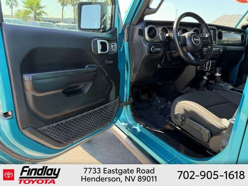 Bikini Pearlcoat 2020 Jeep Wrangler Unlimited Willys 4x4