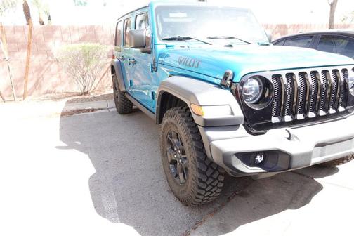 Bikini Pearlcoat 2020 Jeep Wrangler Unlimited Willys 4x4