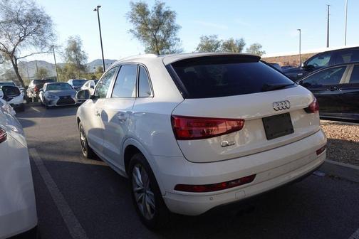 2017 Audi Q3 2.0T Premium