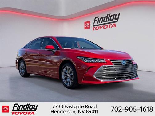 2022 Toyota Avalon Hybrid XLE Plus