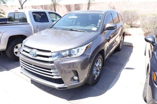 Predawn Gray Mica 2017 Toyota Highlander Hybrid Platinum