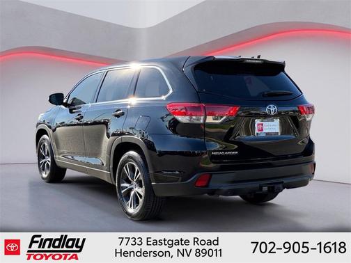 2019 Toyota Highlander LE I4