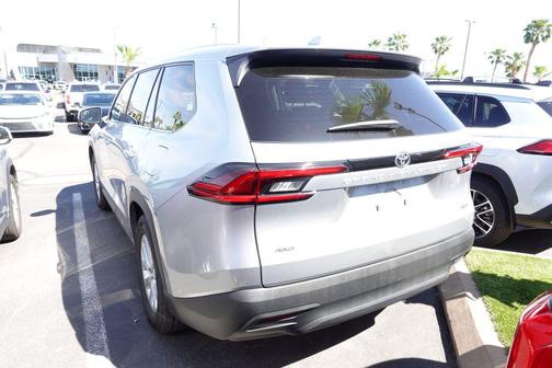 Celestial Silver Metallic 2025 Toyota Grand Highlander XLE