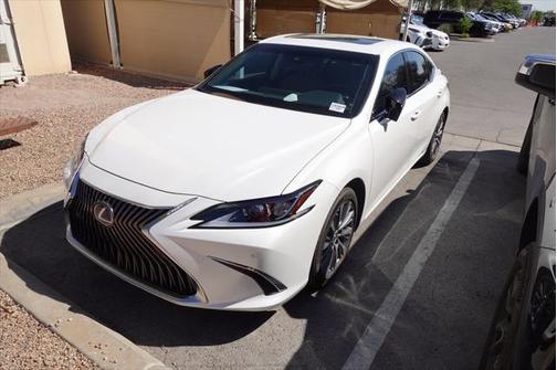 2021 Lexus ES 300h Luxury