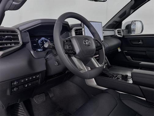 2026 Toyota Tundra Hybrid Platinum